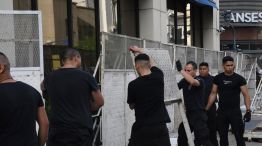 Una protesta obligó a vallar el Hotel Libertador 20240105