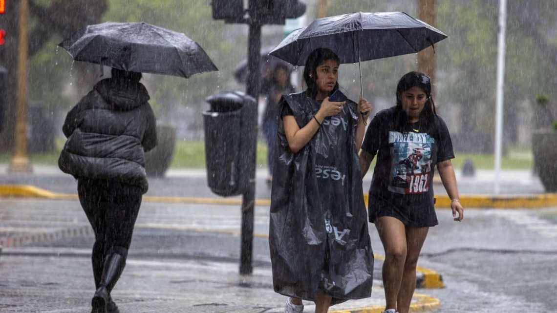 Alerta Naranja Y Amarilla En 16 Provincias Por Tormentas | Perfil