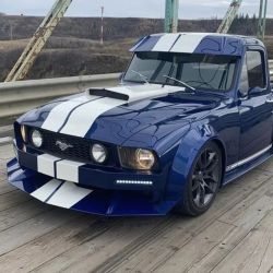 Una combinación de Mustang y F 100 dan vida al Mustang Truck GT100 