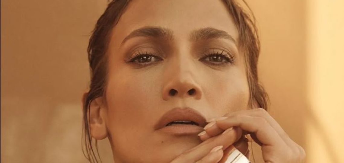 La guía de belleza para tener una piel sana y radiante durante el verano