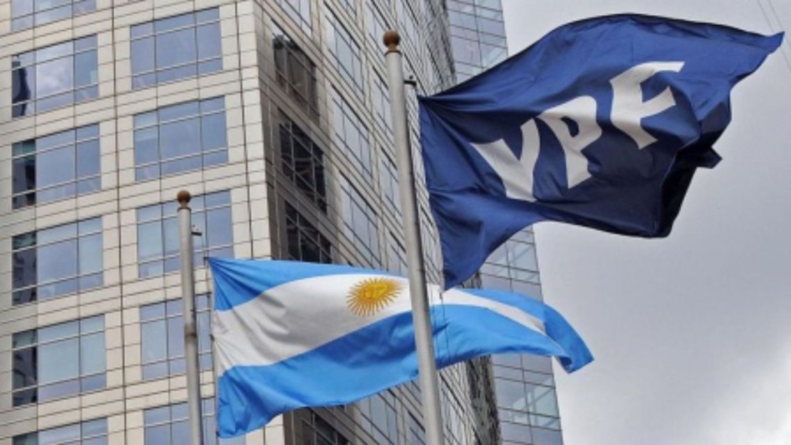 YPF a approuvé la cession de 55 champs avec une perte de 1,8 milliard de dollars à son bilan