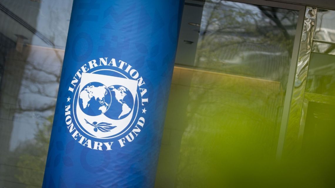 International Monetary Fund logo.