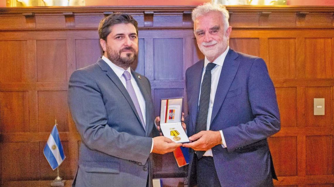 Luis Moreno Ocampo is honoured by the Armenian Embassy.