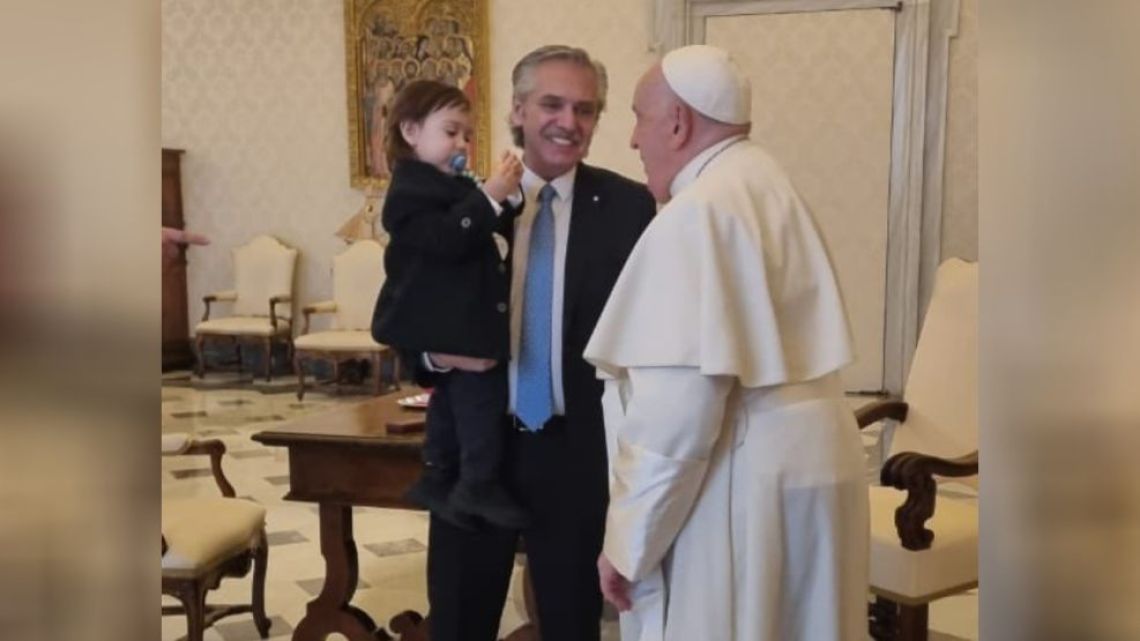 Alberto Fernández paid a visit to Pope Francis with his son