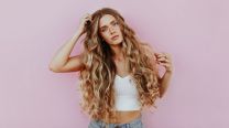 4 cortes ideales para que tu pelo ondulado sea el protagonista del verano 2026