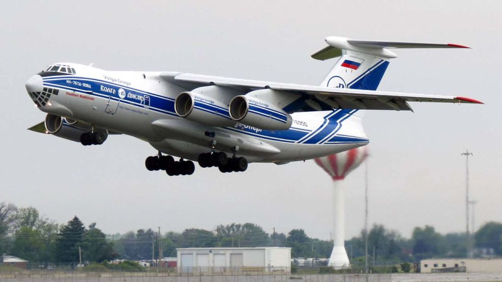 Avión Ilyushin Il-76 