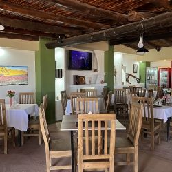 Don Edgardo, restaurante que sólo abre de noche, es un alto obligado en Villa Unión.
