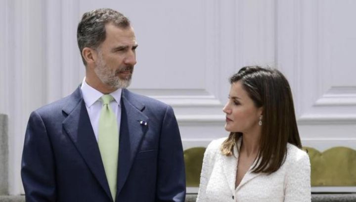 Letizia Ortiz toma una contundente decisión respecto a Felipe VI que se revelará hoy 8 de abril