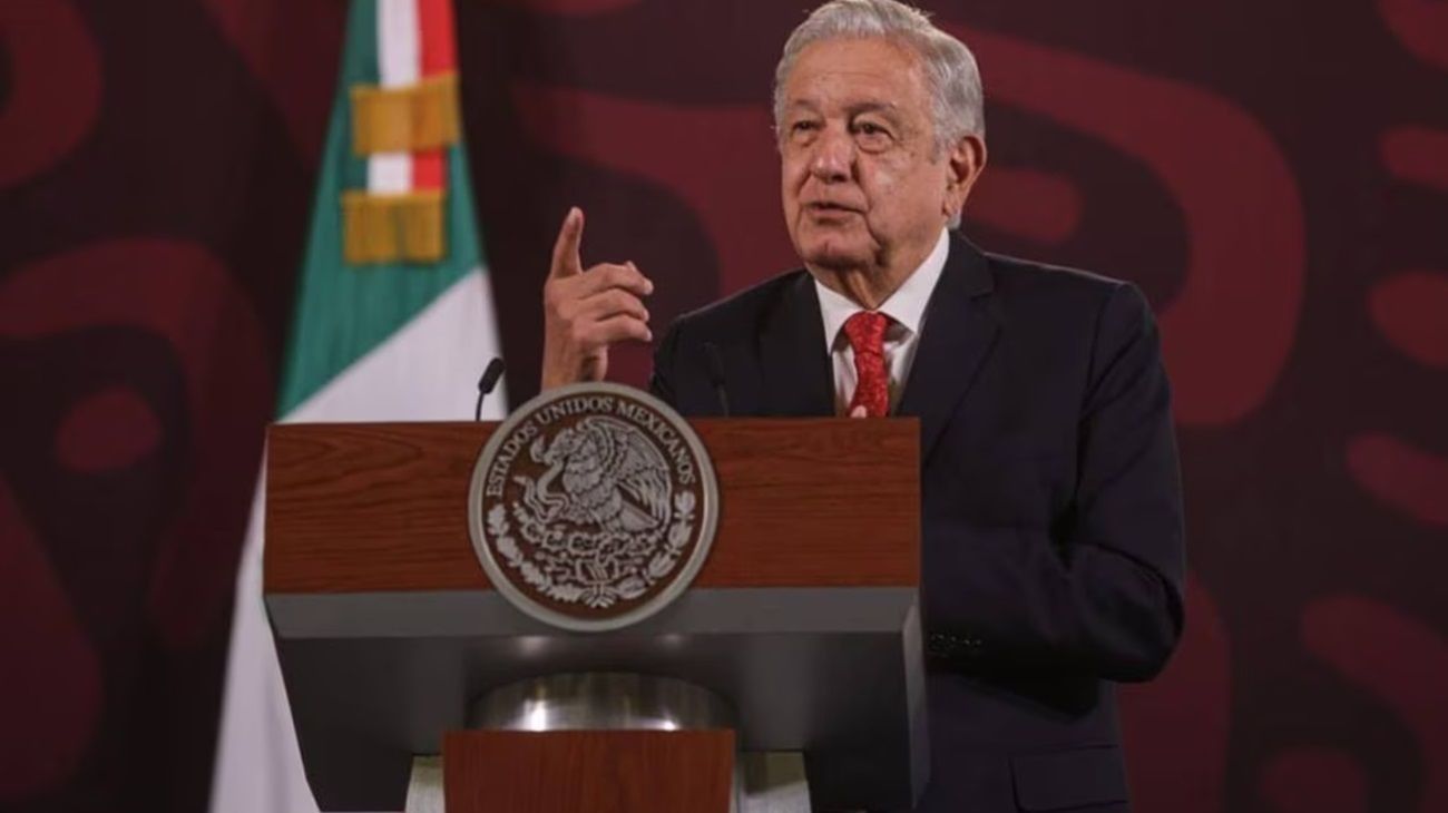 Los periodistas damnificados hacen la cobertura de las conferencias del Presidente López Obrador
