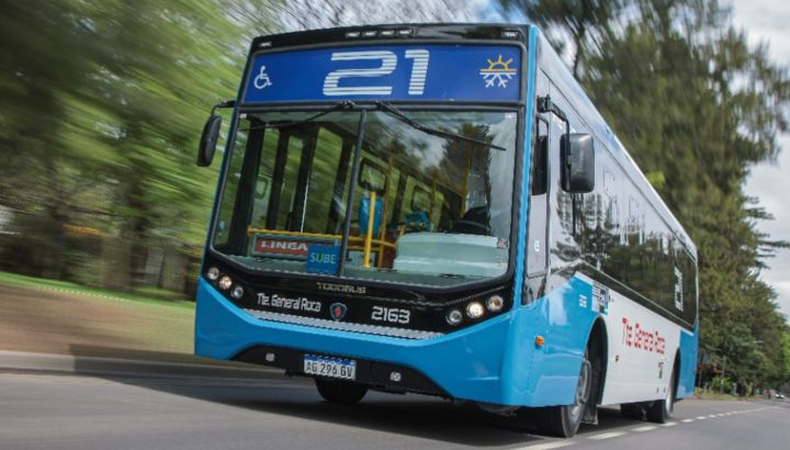 Scania entregó 26 nuevos buses 