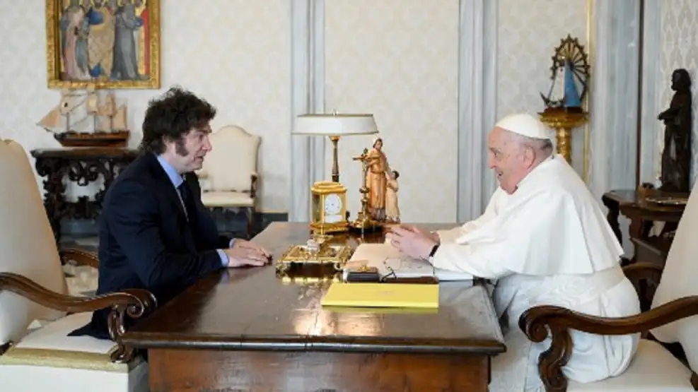 Javier Milei estuvo reunido más de una hora con el papa Francisco en el Vaticano