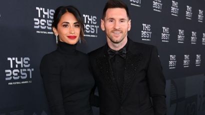 El look total black de Antonela Roccuzzo para una cita romántica con Lionel Messi