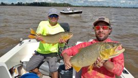 Los constantes movimientos de agua de un río que sube y baja constantemente son muy favorables para el baitcast.