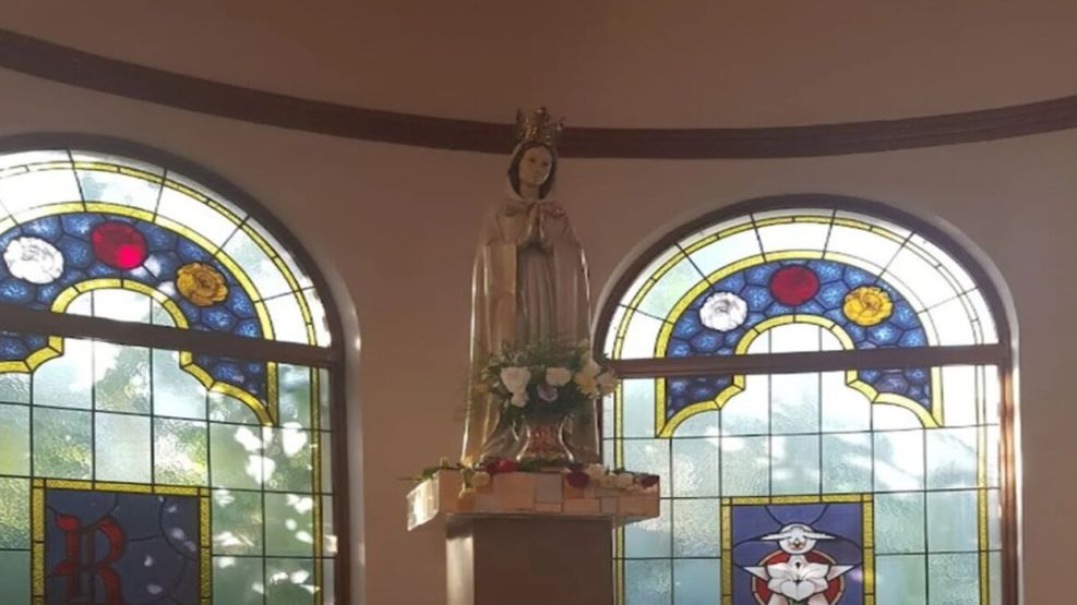 Corona de la Virgen de la Rosa.  La Plata