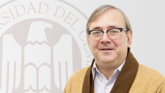 Reforma bancaria prioritaria sobre laboral: análisis del economista de Milei