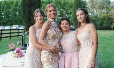 Nicole Neumann con sus hijas Indiana, Allegra y Siena Cubero 