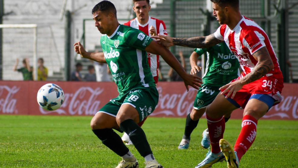 Unión venció 2-1 a Sarmiento en Junín.