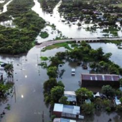 La capital correntina quedó tapada por el agua.