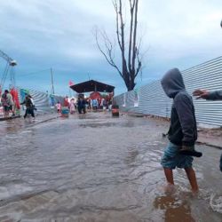 Ya hay más de 800 evacuados.