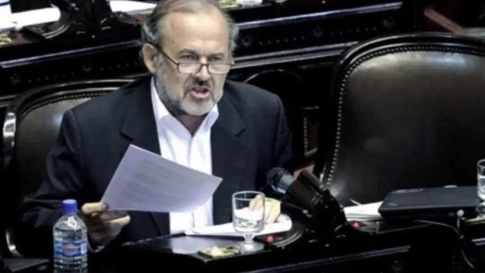 Eduardo Amadeo: “Milei le está pegando duro a las provincias y secando las cajas del aparato político”