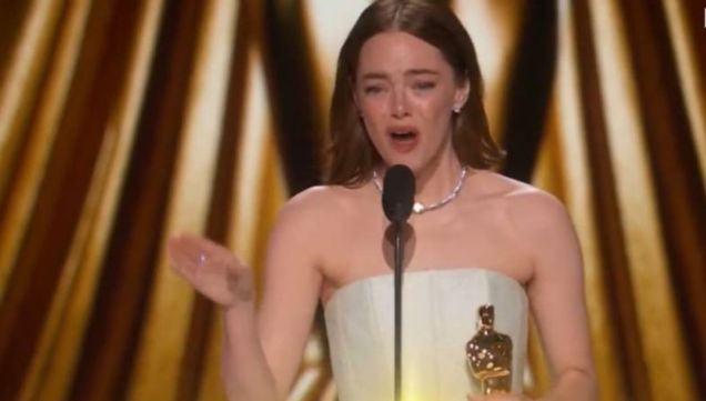 Emma Stone en los Oscars 2024 
