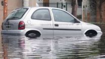 Qué hacer cuando se inunda un auto