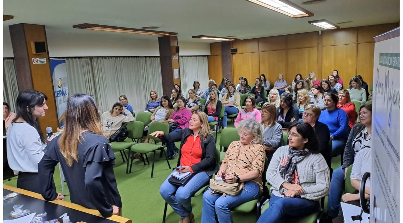 Dos amigas, una misión: dejar de ser parte del montón y convertirnos en las protagonistas de nuestros propios negocios