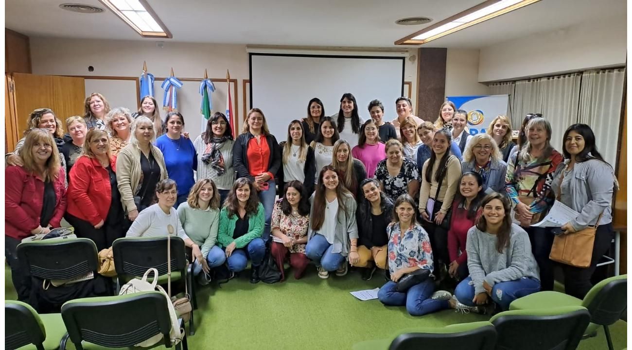 Dos amigas, una misión: dejar de ser parte del montón y convertirnos en las protagonistas de nuestros propios negocios