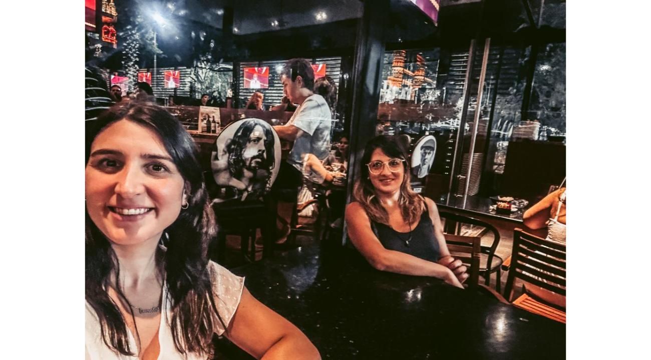 Dos amigas, una misión: dejar de ser parte del montón y convertirnos en las protagonistas de nuestros propios negocios