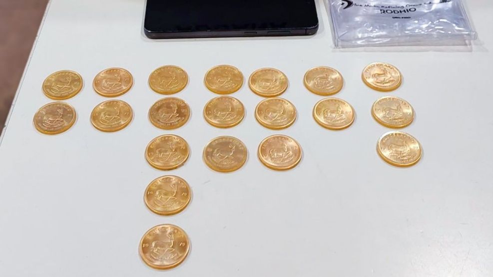 Monedas de oro en Buquebus