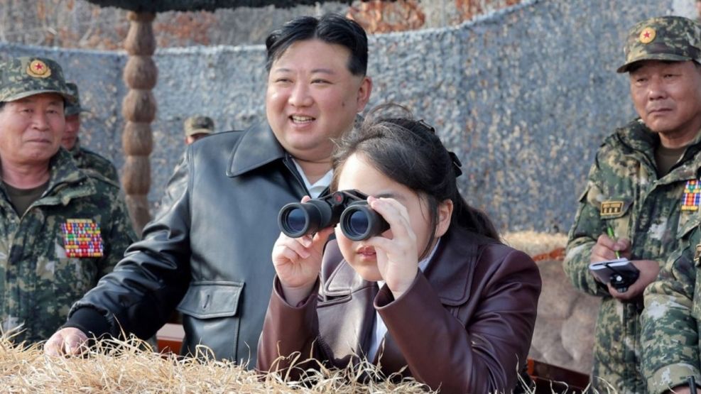 Kim Jong-un y su hija Kim Ju-ae