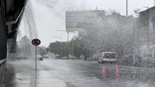 Cómo sigue el clima: cinco provincias bajo alerta por tormentas, viento y granizo