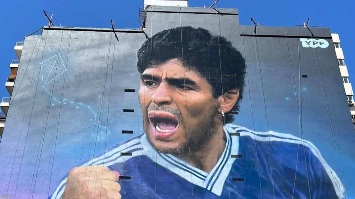 Diego Maradona street art in Buenos Aires.