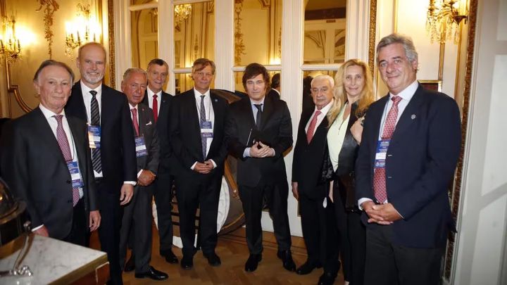 El presidente Javier Milei reunido con los empresarios del Grupo de los 6
