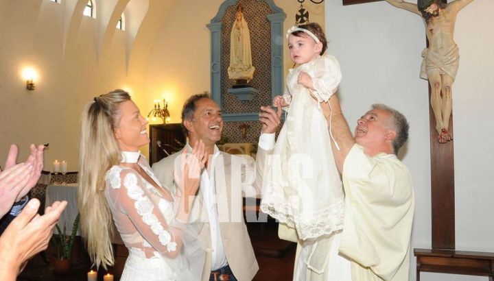 Gisela Berger, pareja de Daniel Scioli, compartió una foto de su hija Francesca y sorprendió con su parecido 