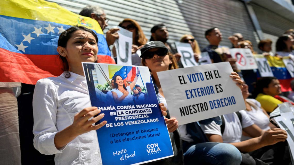 "Queremos votar": millones de venezolanos en el exterior denuncian ...