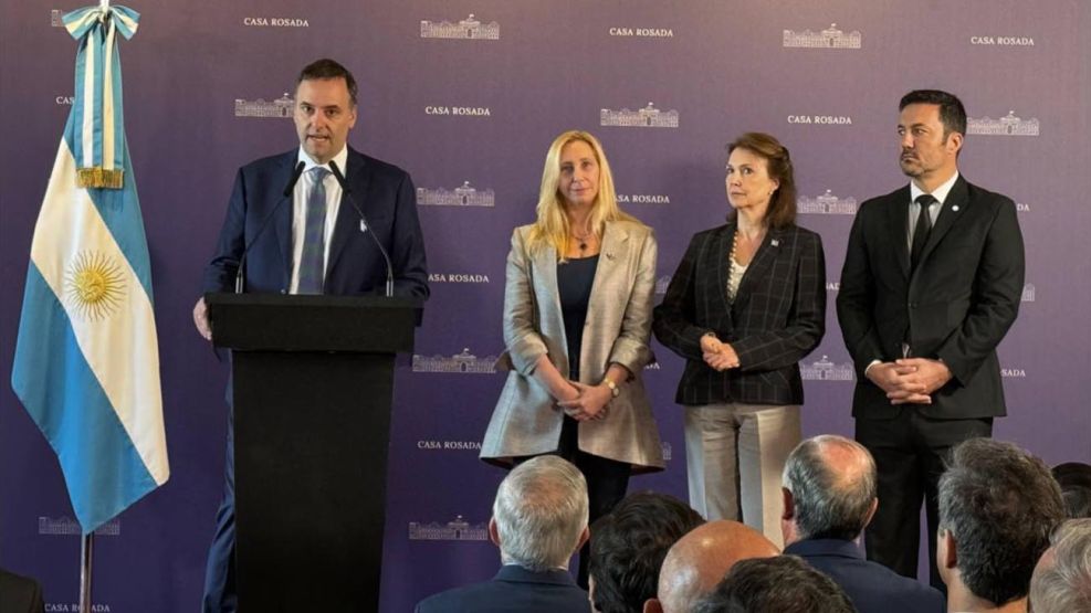 El Gobierno Nacional nombró “Héroes de Malvinas” a un salón histórico de la Casa Rosada