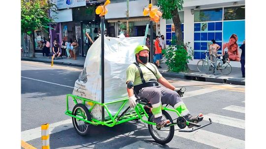 Movilidad sustentable y eficiente: cómo son los triciclos que utilizan los recicladores urbanos