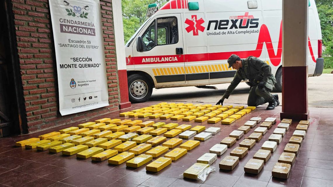 134 kilos of cocaine in an ambulance: they simulated an emergency, but the patient’s serum was not connected