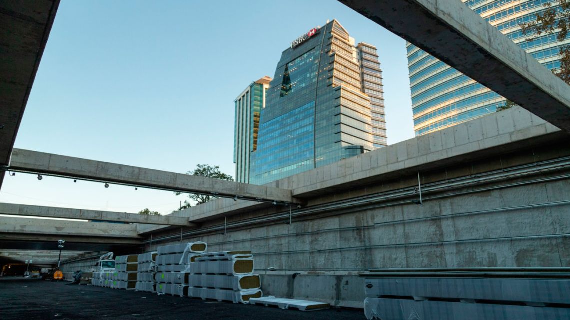 A HSBC Holdings Plc office building stands above the Paseo del Bajo underground highway project under construction in Buenos Aires, Argentina, on Friday, April 12, 2019. 