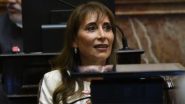 La senadora Cristina López acusó a la seguridad del Congreso de agresiones tras el cierre de su despacho ordenado por Victoria Villarruel