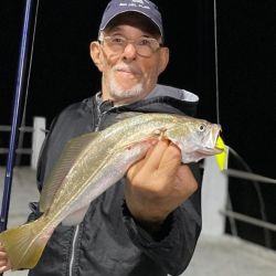 En un fin de semana con mal clima en parte del país, el pescador agotará las instancias para salir a pescar. 