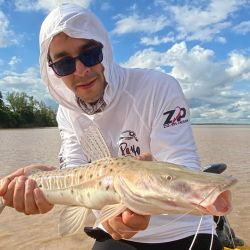 En un fin de semana con mal clima en parte del país, el pescador agotará las instancias para salir a pescar. 