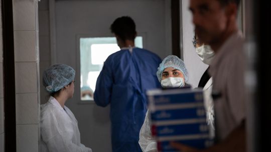 El proyecto para que extranjeros y ciudadanos de otras provincias paguen por la atención en hospitales públicos en Córdoba
