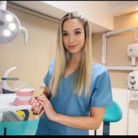 Conocé de la mano de la Dra. Karina Pugliese de Araoz Dental los mejores Tips para Proteger tus Dientes del Desgaste Dental