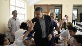 Jorge Macri con alumnos de CABA