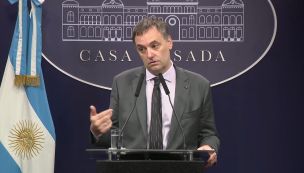 Conferencia de prensa del vocero presidencial Manuel Adorni