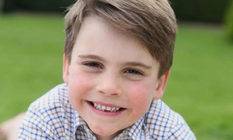 El príncipe Louis celebrá su sexto cumpleaños con una foto tomada por Kate Middleton