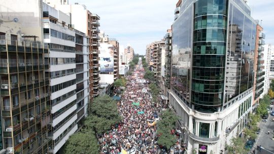 Marcha universitaria: ¿75 mil personas en las calles de Córdoba?