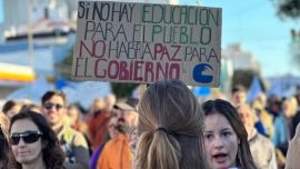 Los carteles en la marcha de las universidades